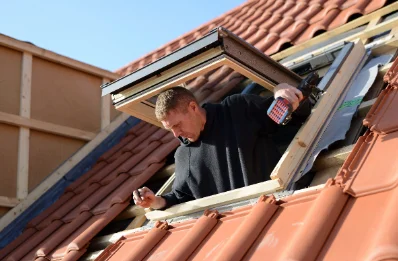 Pose de fenêtres de toit Velux à Laurens